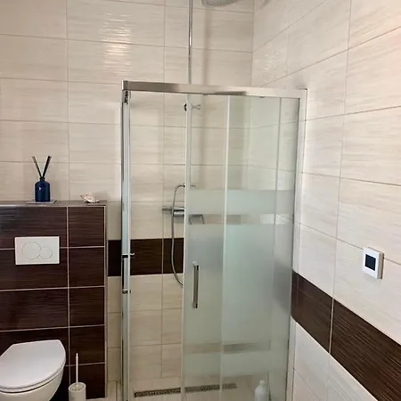 Modern 2 Bed House Near Bratislava With Parking Apartment *